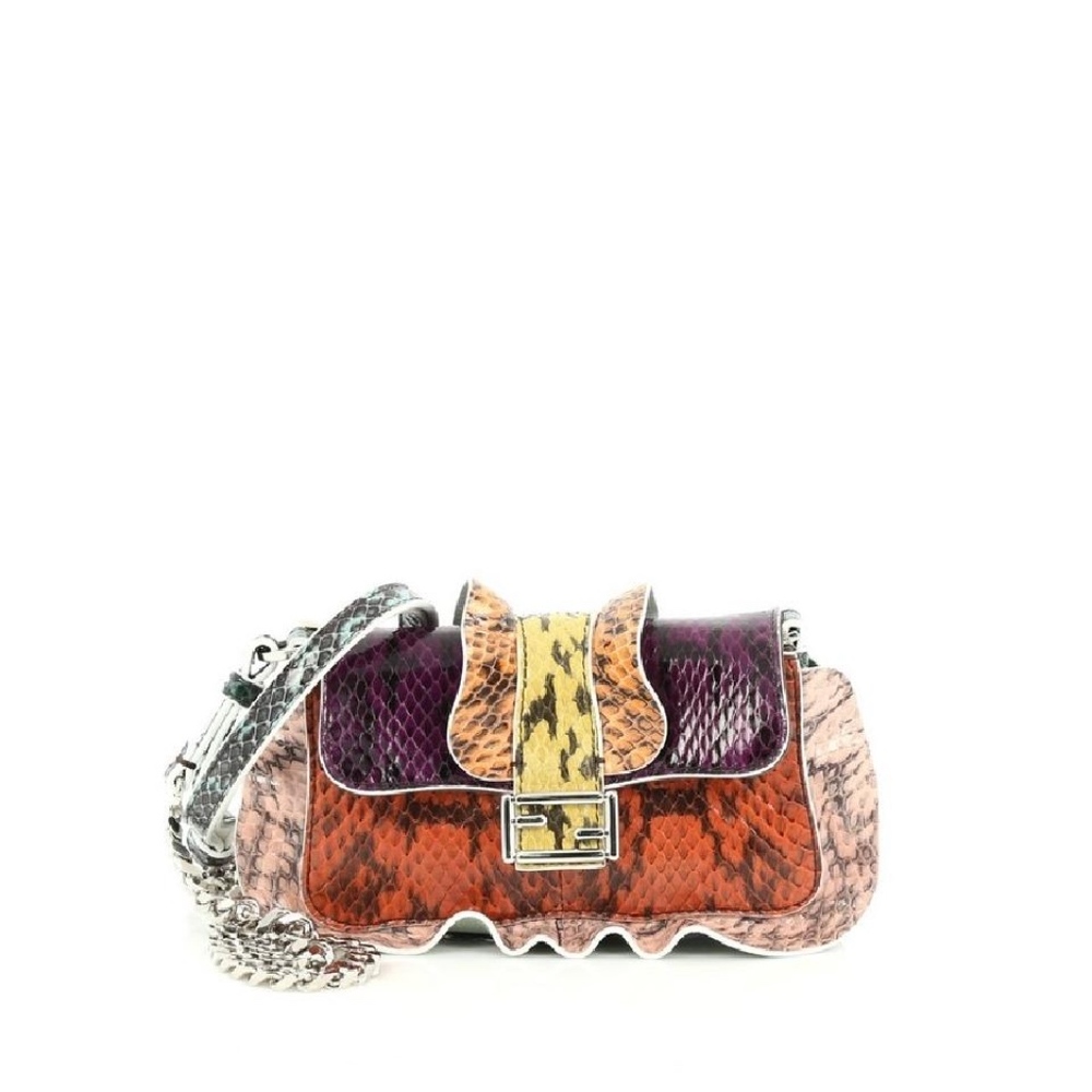 🥳🎉HOST PICK‼️🥂🎊 LTD Fendi🐍Baguette MicroWave Crossbody Bag! - Picture 13 of 15